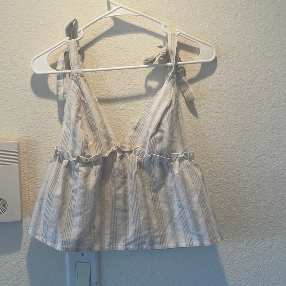 1 Small Stripped Tie crop top